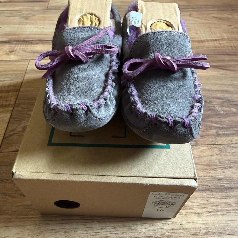 L.L. Bean Kids Slippers in Gray and Purple